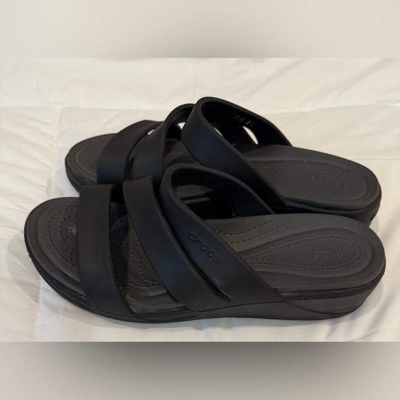 Crocs Women Platform Sandals black shoes size 10 - Picture 1 of 5
